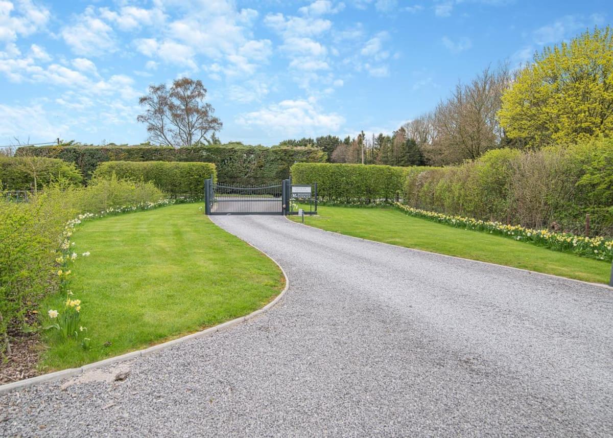 Midsomer Lodges Pilton Dış mekan fotoğraf